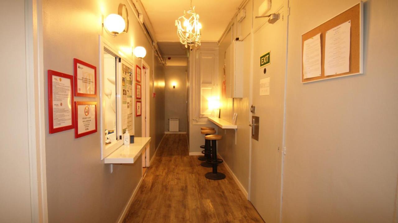 ברצלונה Paraiso Hostel מראה חיצוני תמונה