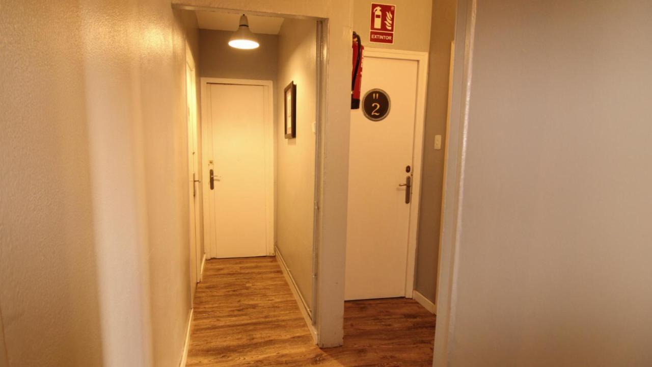 ברצלונה Paraiso Hostel מראה חיצוני תמונה