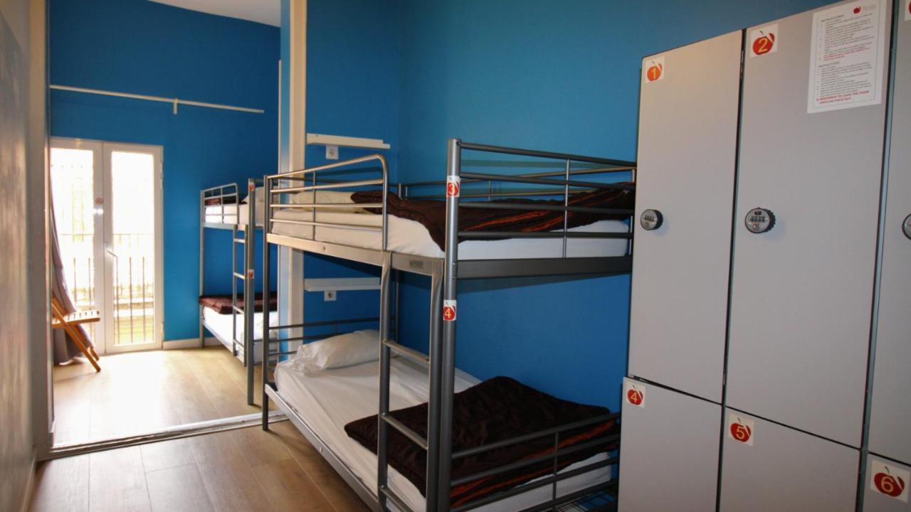 ברצלונה Paraiso Hostel מראה חיצוני תמונה
