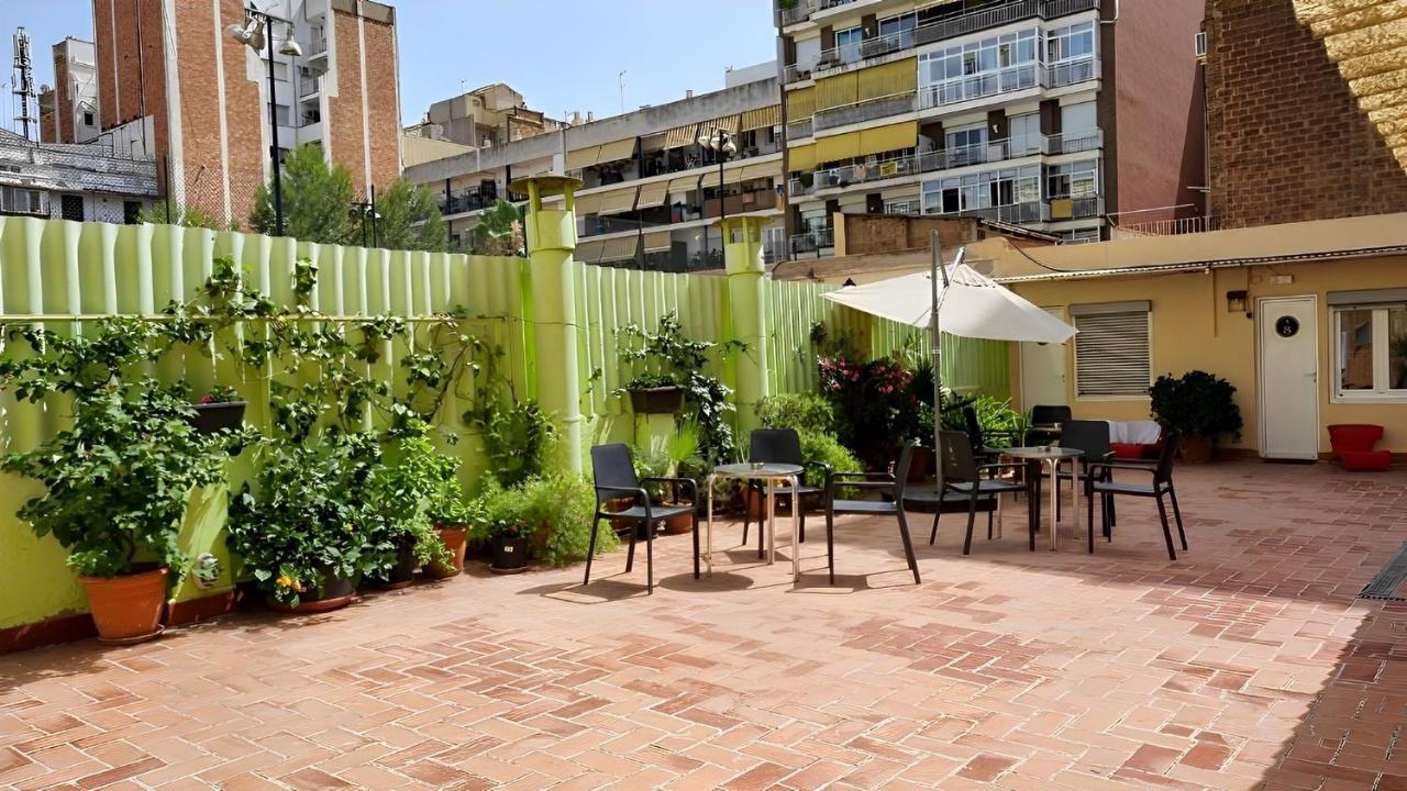ברצלונה Paraiso Hostel מראה חיצוני תמונה