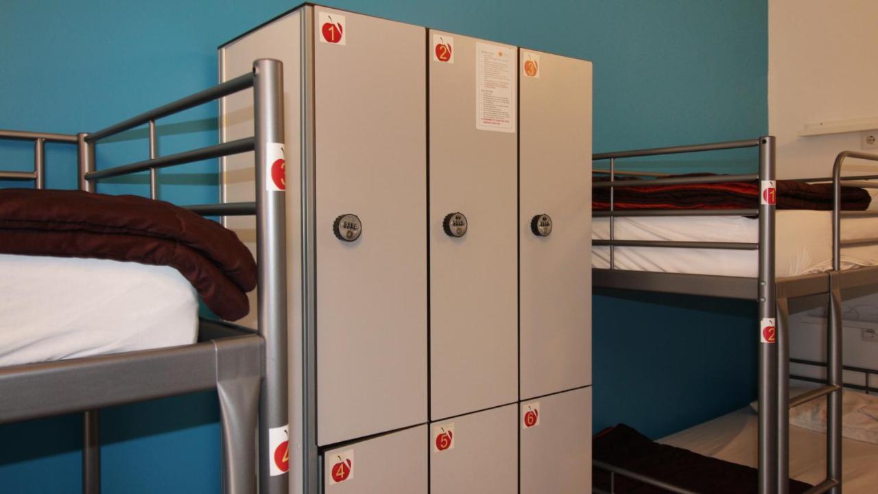 ברצלונה Paraiso Hostel מראה חיצוני תמונה
